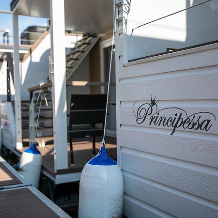 Floating Sea House Principessa Villa ปอร์โตรอซ ภายนอก รูปภาพ