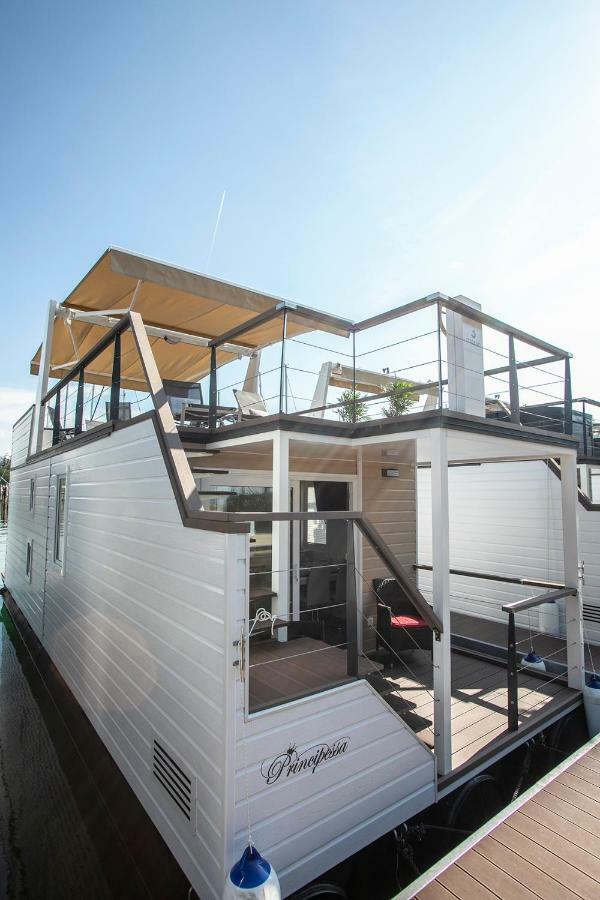 Floating Sea House Principessa Villa ปอร์โตรอซ ภายนอก รูปภาพ